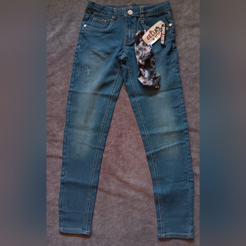 dELIA*s Girl's Blue Jeans. Size 16. Stretch Denim. Headband/Scrunchie included.